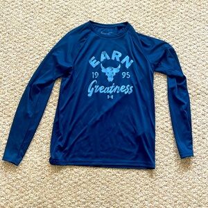 Large the rock under armour shirt size l never used